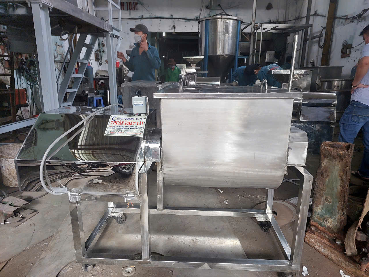 MÁY TRỘN CHỬ U THUẬN PHÁT TÀI